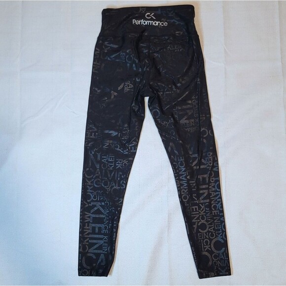Calvin Klein Black Text Performance Wick Cropped Leggings Size Small - Picture 3 of 10